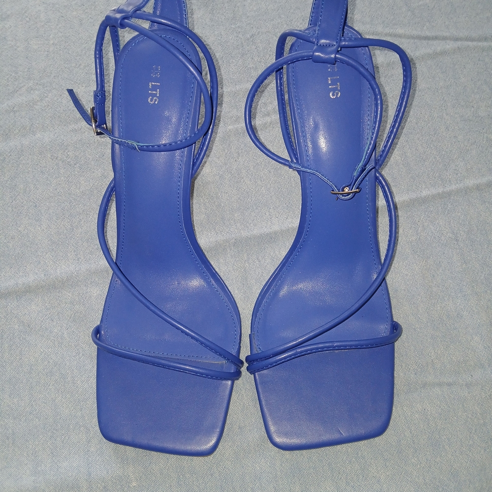 Elegant Blue Strappy Heels